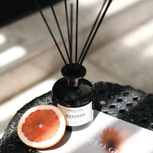 Cargar imagen en el visor de la galería, Difusor varitas 250 ml Pomelo Glow - Madison