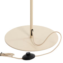 Cargar imagen en el visor de la galería, Lámpara de pie metal arena Ø20x1,33 cm E27 - LLLP0081