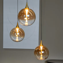 Cargar imagen en el visor de la galería, Lámpara colgante metal vidrio ámbar tres luces de 43W cada una LED - LULC0319