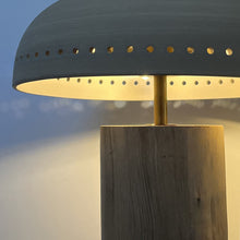 Cargar imagen en el visor de la galería, Lámpara sobremesa madera cerámica Ø23X33 cm G9 - OPLS0009