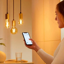 Cargar imagen en el visor de la galería, Ampolleta vintage ámbar LED 6,9 W E27 - PHAM0056