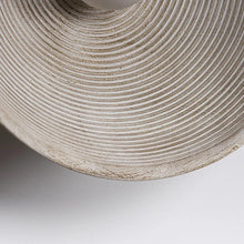 Cargar imagen en el visor de la galería, Aplique resina beige G4 Ø20cm - TOAP0076