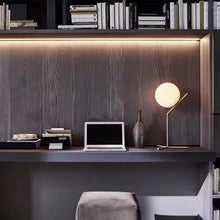 Cargar imagen en el visor de la galería, Soporte cinta LED aluminio negro con difusor policarbonato opal 2 metros - UMPE0001