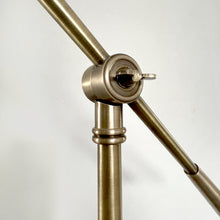 Cargar imagen en el visor de la galería, Lámpara de pie metal bronce envejecido Ø17x1,36 cm E27 - DCLP0003
