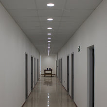 Cargar imagen en el visor de la galería, Foco embutido optica profunda blanco mate LED 10W - EVFO0030