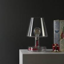 Cargar imagen en el visor de la galería, Lámpara sobremesa Transloetje transparente recargable - FALS0001