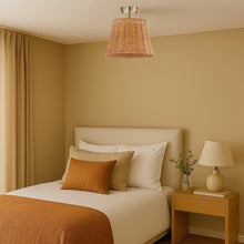 Cargar imagen en el visor de la galería, Plafón metal bronce ratán natural Ø32x34 cm E27 - LGPL0014
