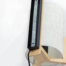 Cargar imagen en el visor de la galería, Lámpara de pared madera natural textil lino blanco Ø18x22x36cm E27 - LLAP0092
