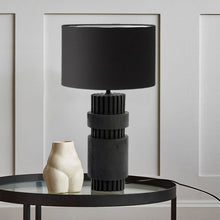 Cargar imagen en el visor de la galería, Lámpara sobremesa madera negro pantalla tela Ø15x60m E27 - LLLS0262
