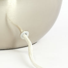 Cargar imagen en el visor de la galería, Lámpara de mesa metal arena satinado+níquel Ø30x34 cm E27 - LLLS0382
