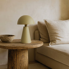 Cargar imagen en el visor de la galería, Lámpara de mesa Ø26x41 cm verde oliva mate - LLLS0395
