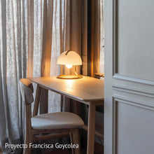 Cargar imagen en el visor de la galería, Lámpara sobremesa metal vidrio blanco bronce Ø 23,5 cm  E27 - LULS0119
