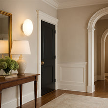 Cargar imagen en el visor de la galería, Apliqué metal blanco vidrio empavonado de 24x22x33 cm LED 5W - ONAP0046
