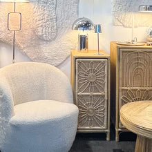 Cargar imagen en el visor de la galería, Lámpara de mesa Cromo  Ø25 H34cm  E14- OPLS0044
