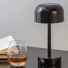 Cargar imagen en el visor de la galería, Lámpara sobremesa metal  recargable negro 24,5 cm LED- PGLS0063
