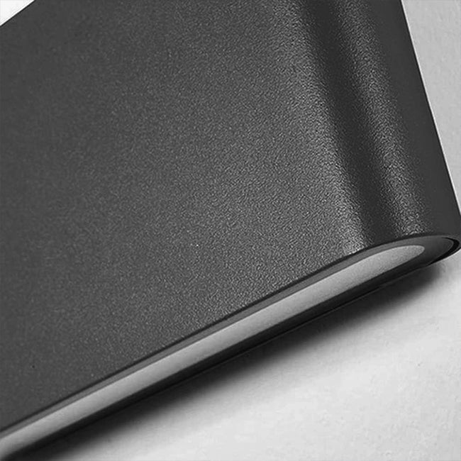 Aplique aluminio negro vidrio templado 17,5x9X3,3 cm IP65 LED 12W - TAAP0001