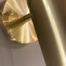 Cargar imagen en el visor de la galería, Aplique metal dorado Ø10x16x22 cm E27
