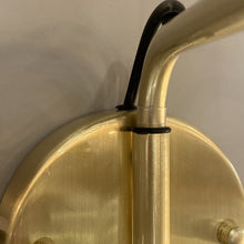 Cargar imagen en el visor de la galería, Apliqué metal dorado dirigible Ø10x18 cm E27 - LGAP0032

