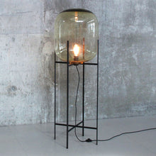 Cargar imagen en el visor de la galería, Lámpara de pie vidrio metal ámbar negro Ø44x1,40 cm E27 - LGLP0018
